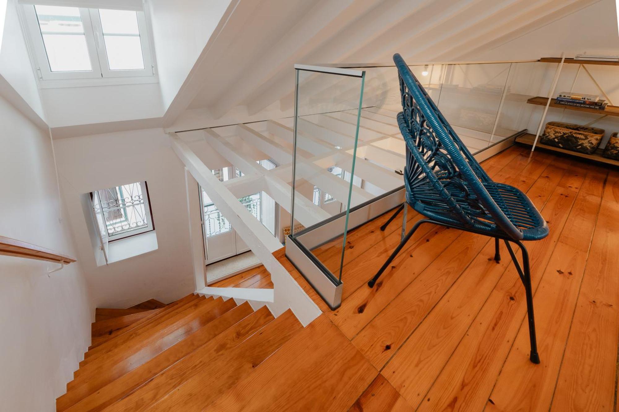 Stylish Getaway In A Mezzanine Flat By The Castle Apartment Lisbon Exterior photo